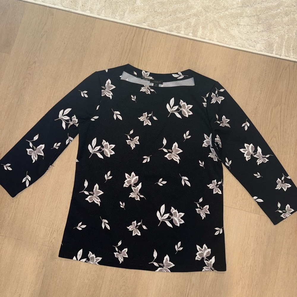 Ann Taylor Factory Black and White Floral Blouse